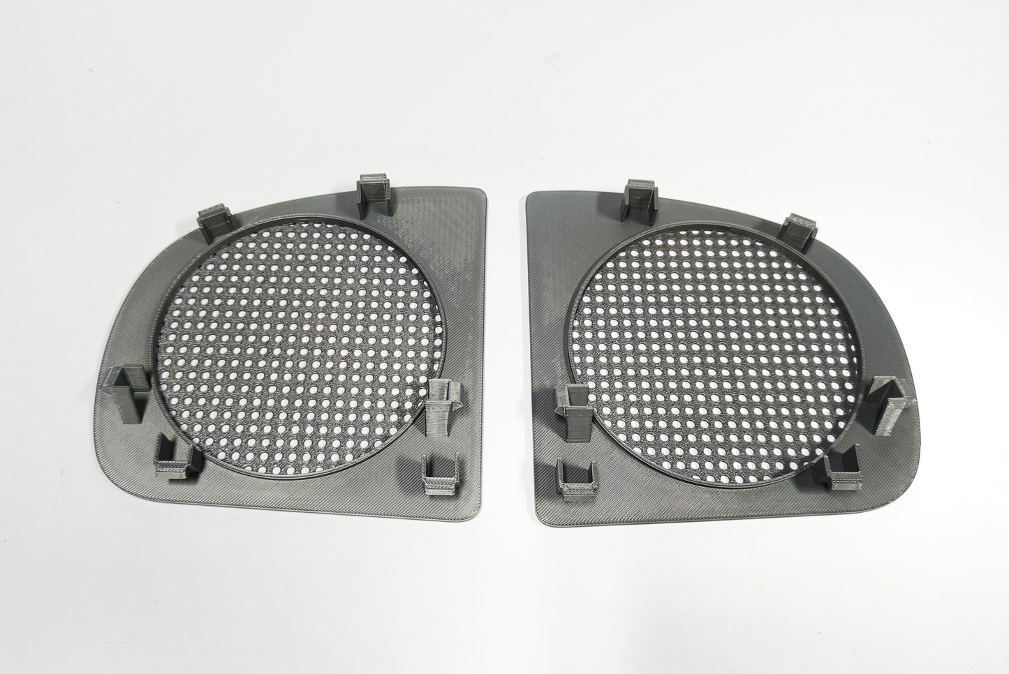 Renault Twingo Right and left speaker cover grille, 7700422525, 7700422526