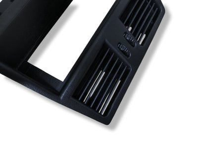 Center console Nissan Terrano II